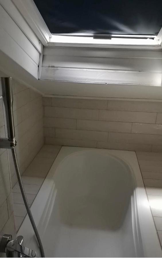 Ferienwohnung Casa Pedra Concada Marinella  Exterior foto